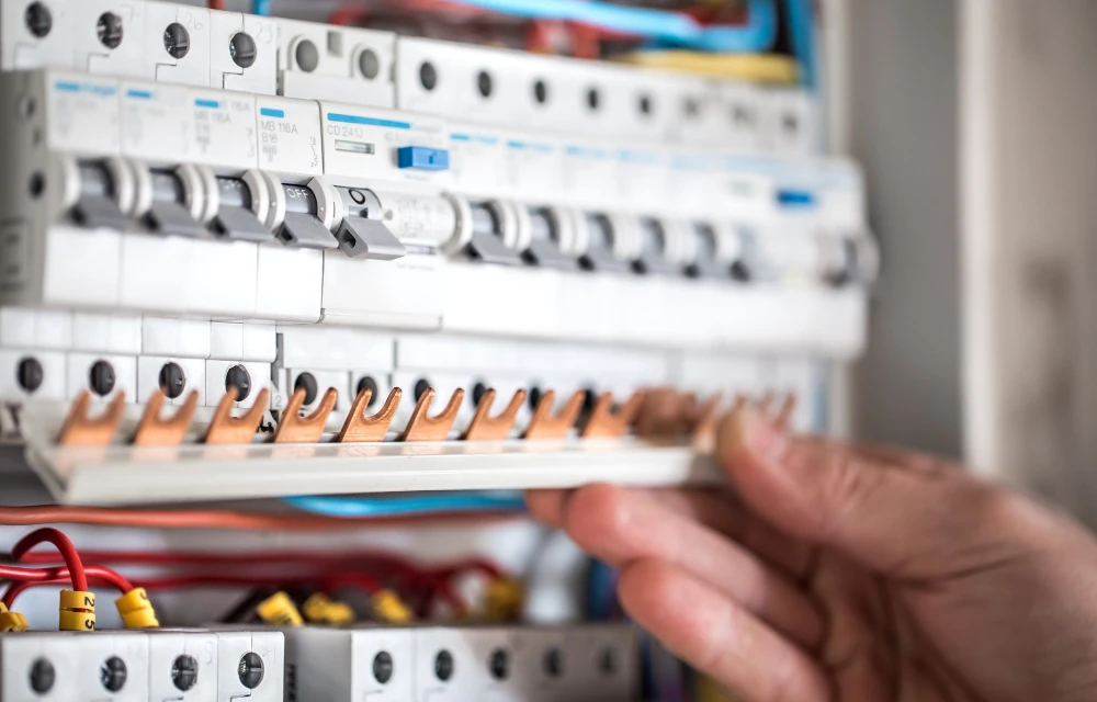 Dobry elektryk z uprawnieniami Warszawa Mokotów